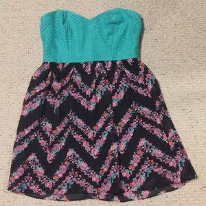 Strapless dress